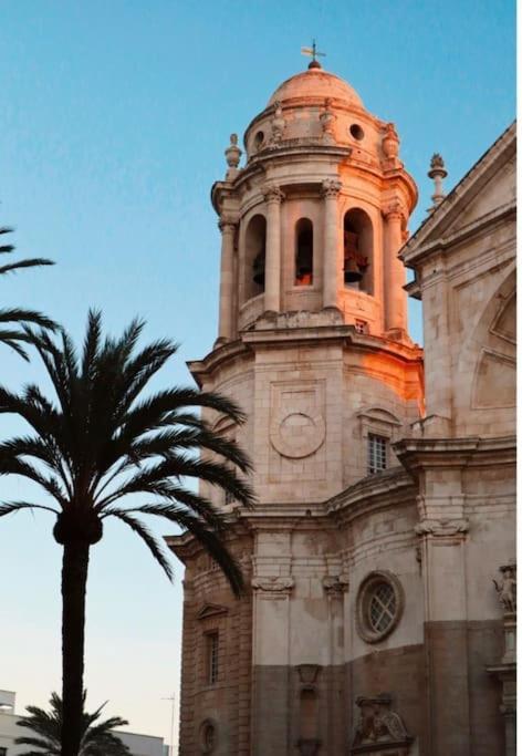 Entre Falla Y Caleta Grupo Ac Gestion Cadiz Exterior photo